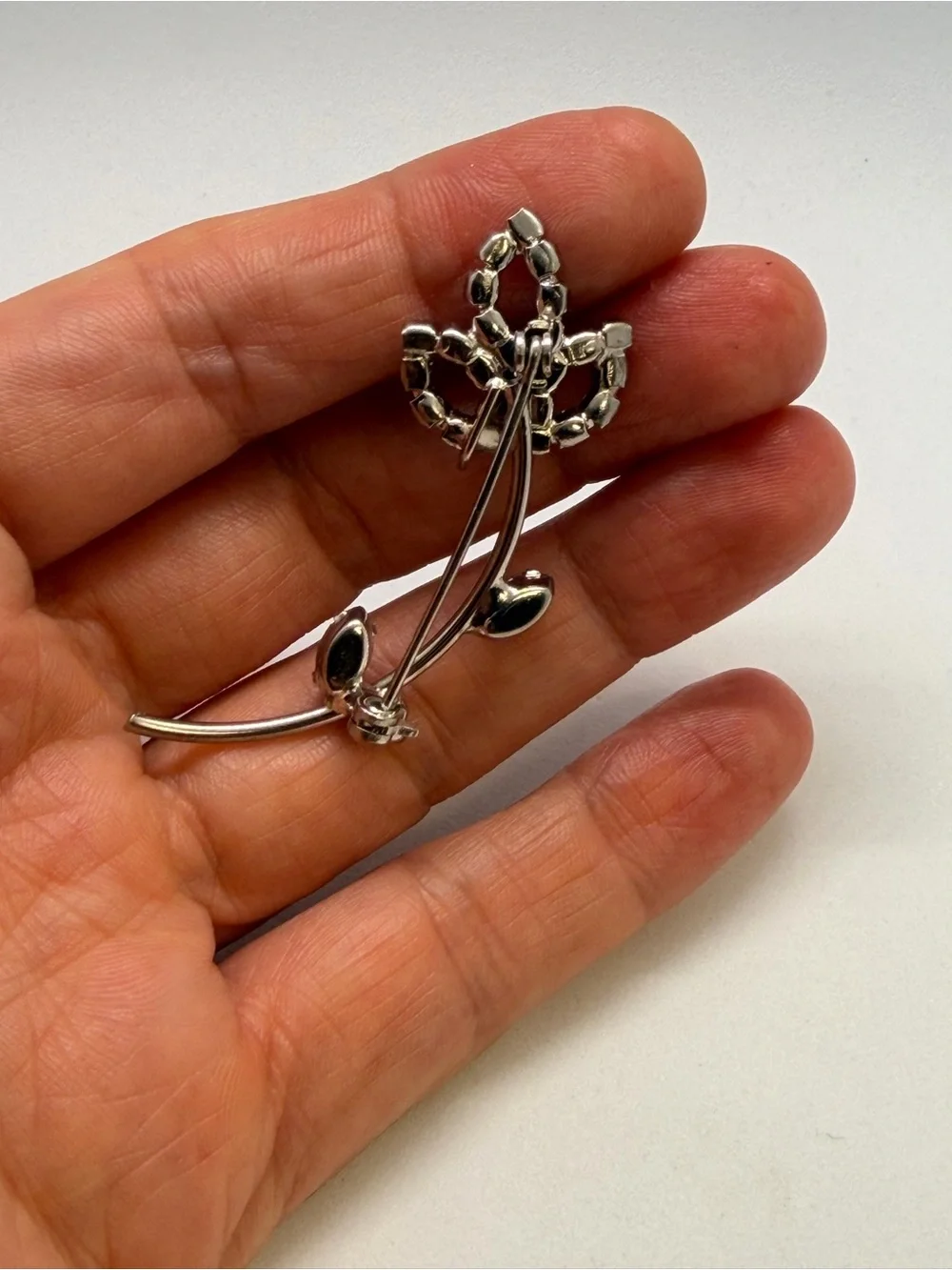 Vintage Elegant Blue Crystal Flower Brooch - Women Jewelry